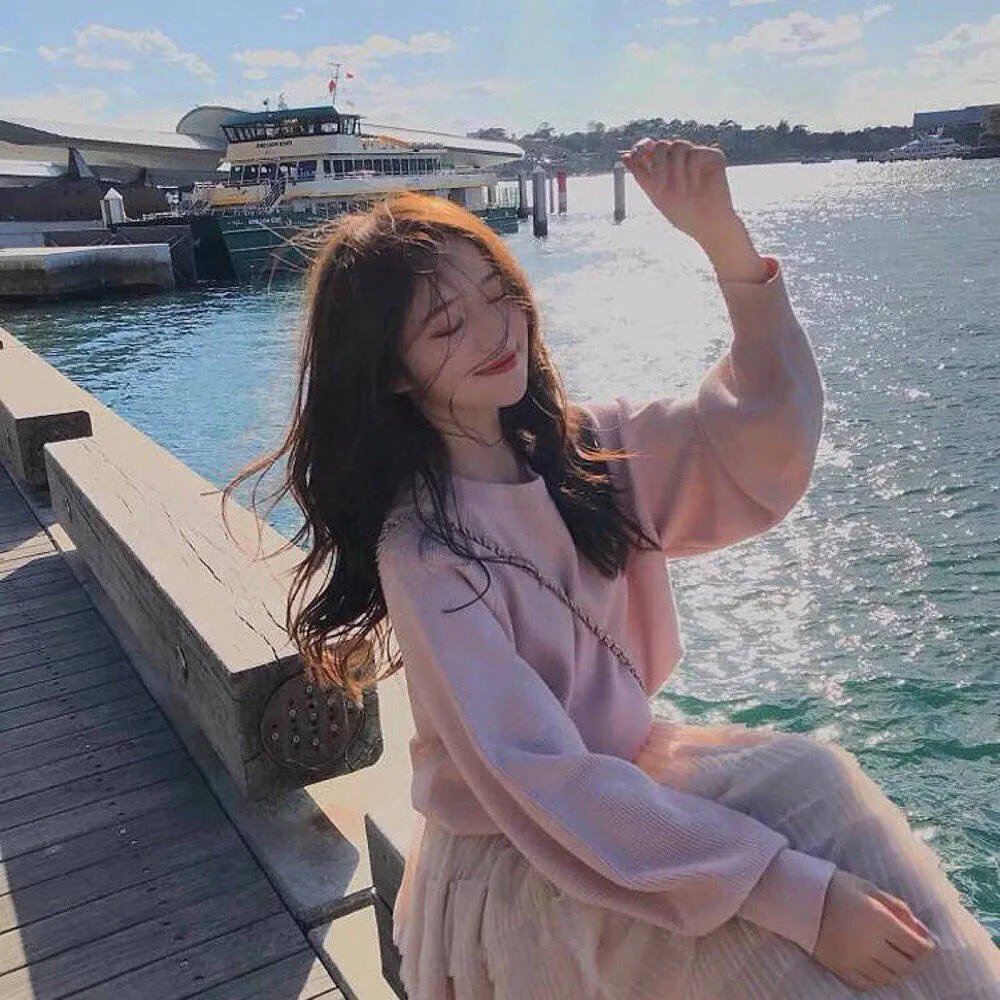 快藏起来!玛琪娜同学海报