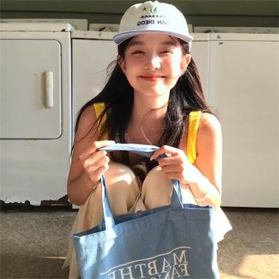 贝游欧洲海报