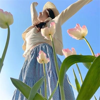 钢铁少女团2海报